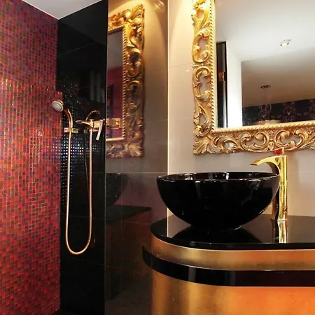 Center Location Luxury Διαμέρισμα *